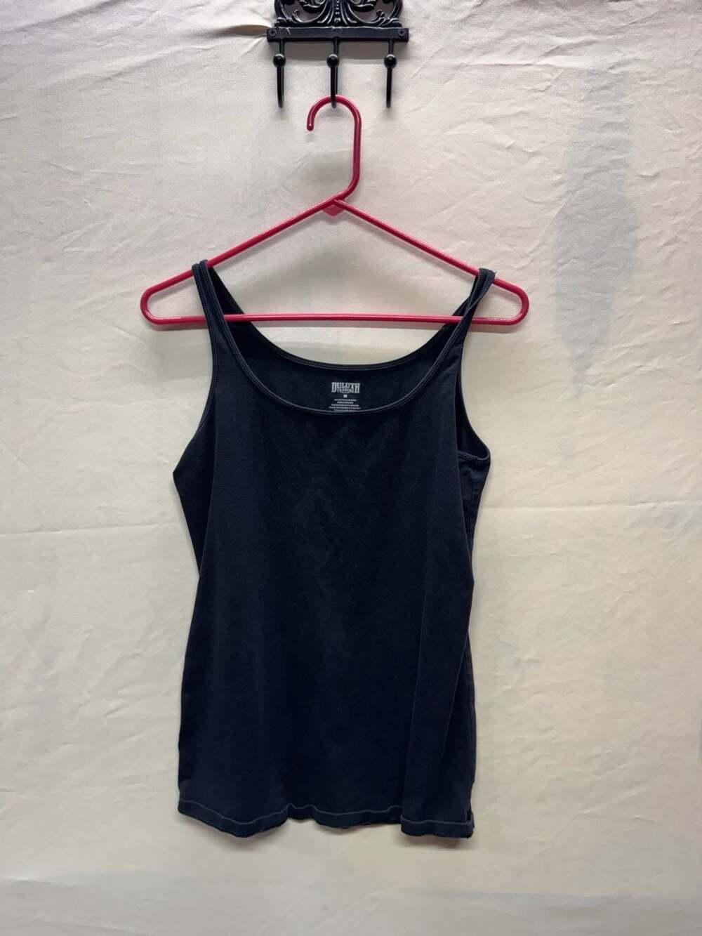 Duluth Trading Co Women's Black Scoopneck Tank Top Size M